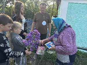 Привітали вчителів - ветеранів педагогічної праці